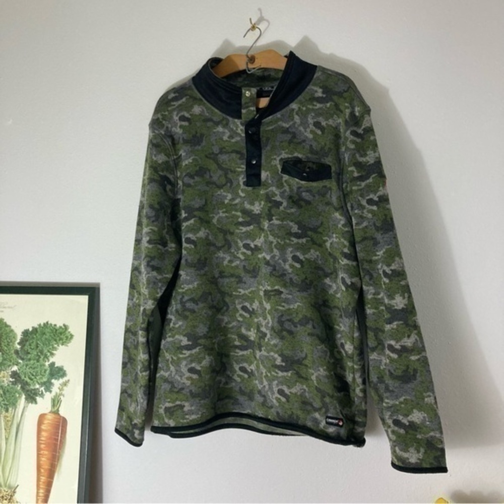 Canada Weathergear camo quarter button sweatshirt size XXL